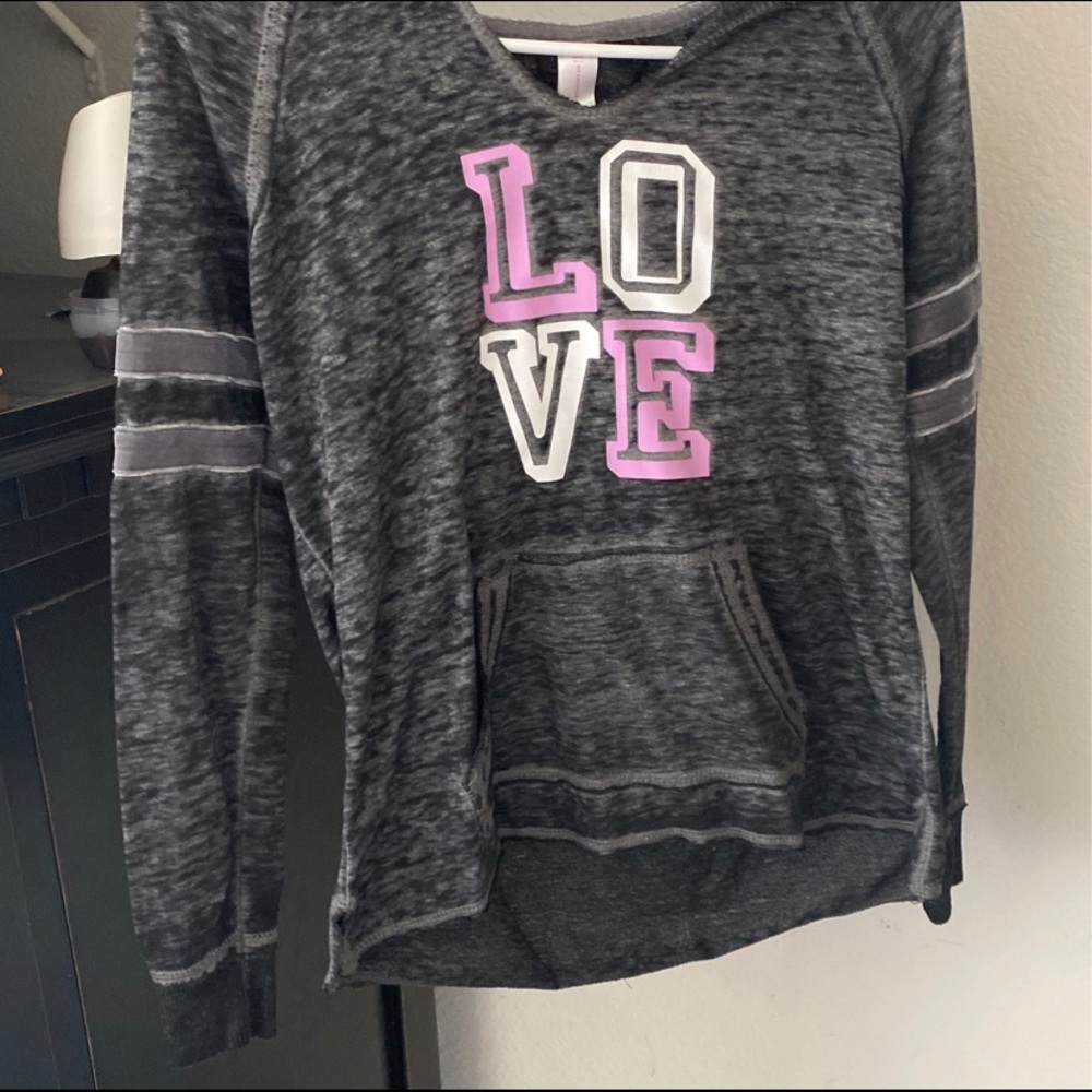 Hooded shirt